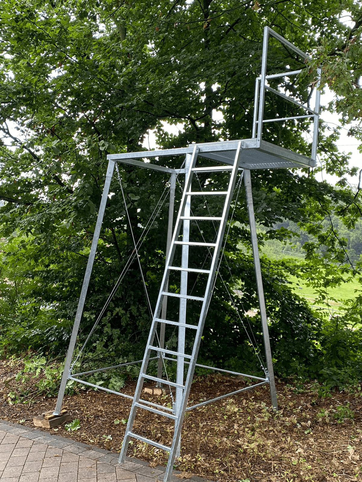 Kanzelunterbau Metall