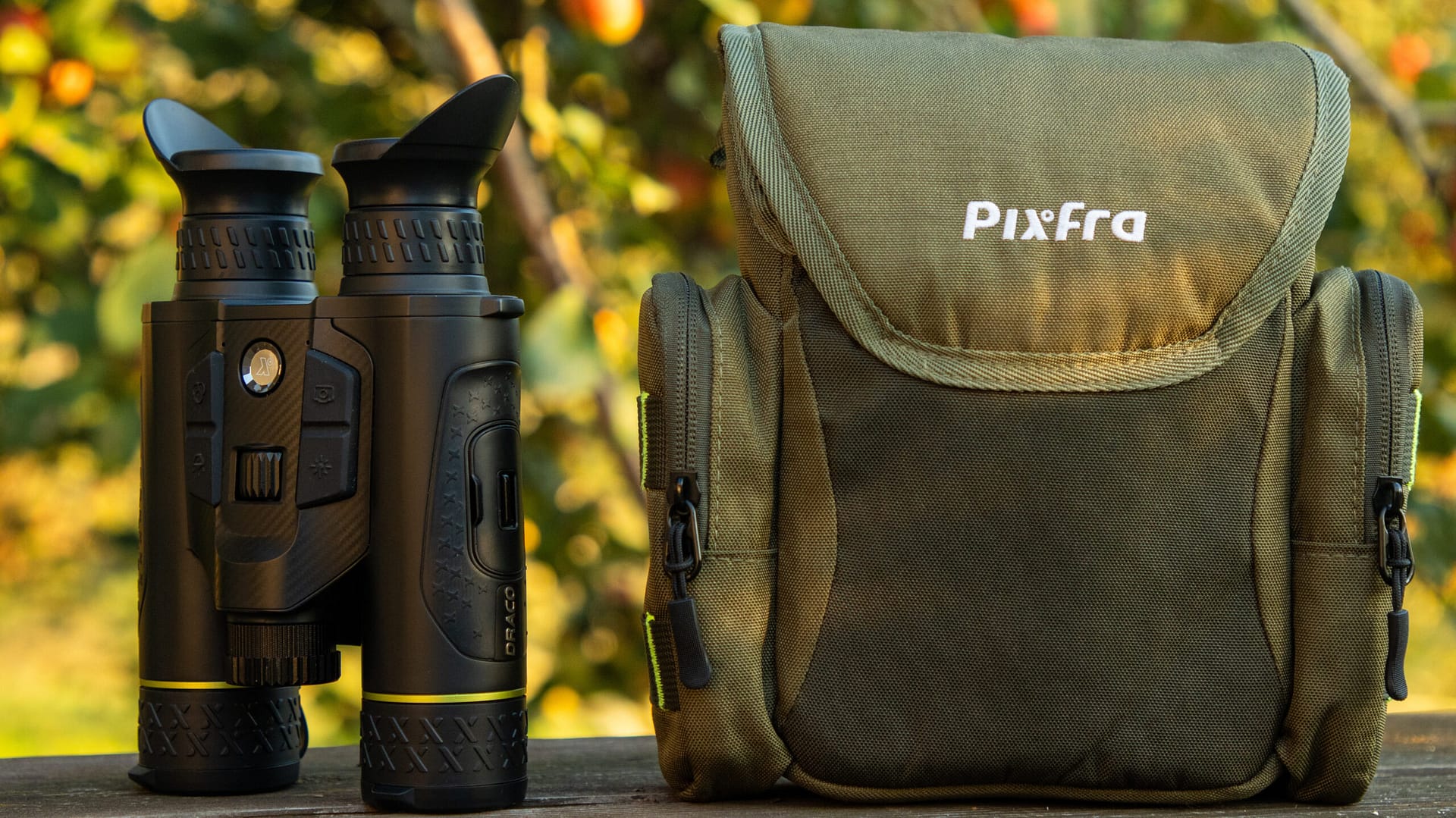 Pixfra Draco mit Tasche